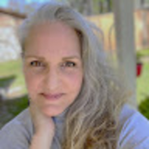 Meet your Posher, Tonia - Picture 1 of 1